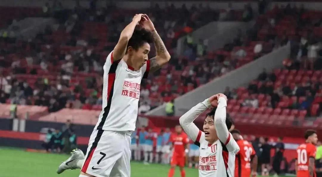 PG模拟器 -今晚突围战来临；成都蓉城围绕意甲强势反弹；底气十足；高层口径保持一致 